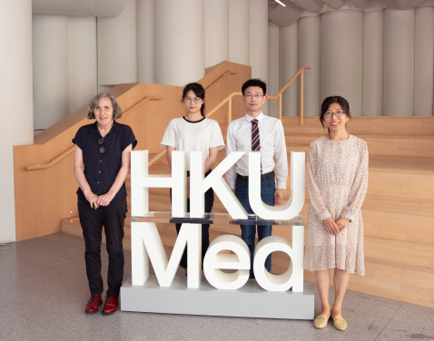 A research team from HKUMed finds high red meat consumption likely to increase the risk of cardiovascular disease and diabetes. The research team members include: (from left) Dr Mary Schooling, Huang Xin, Shi Wenming and Dr Jane Zhao Jie.
 